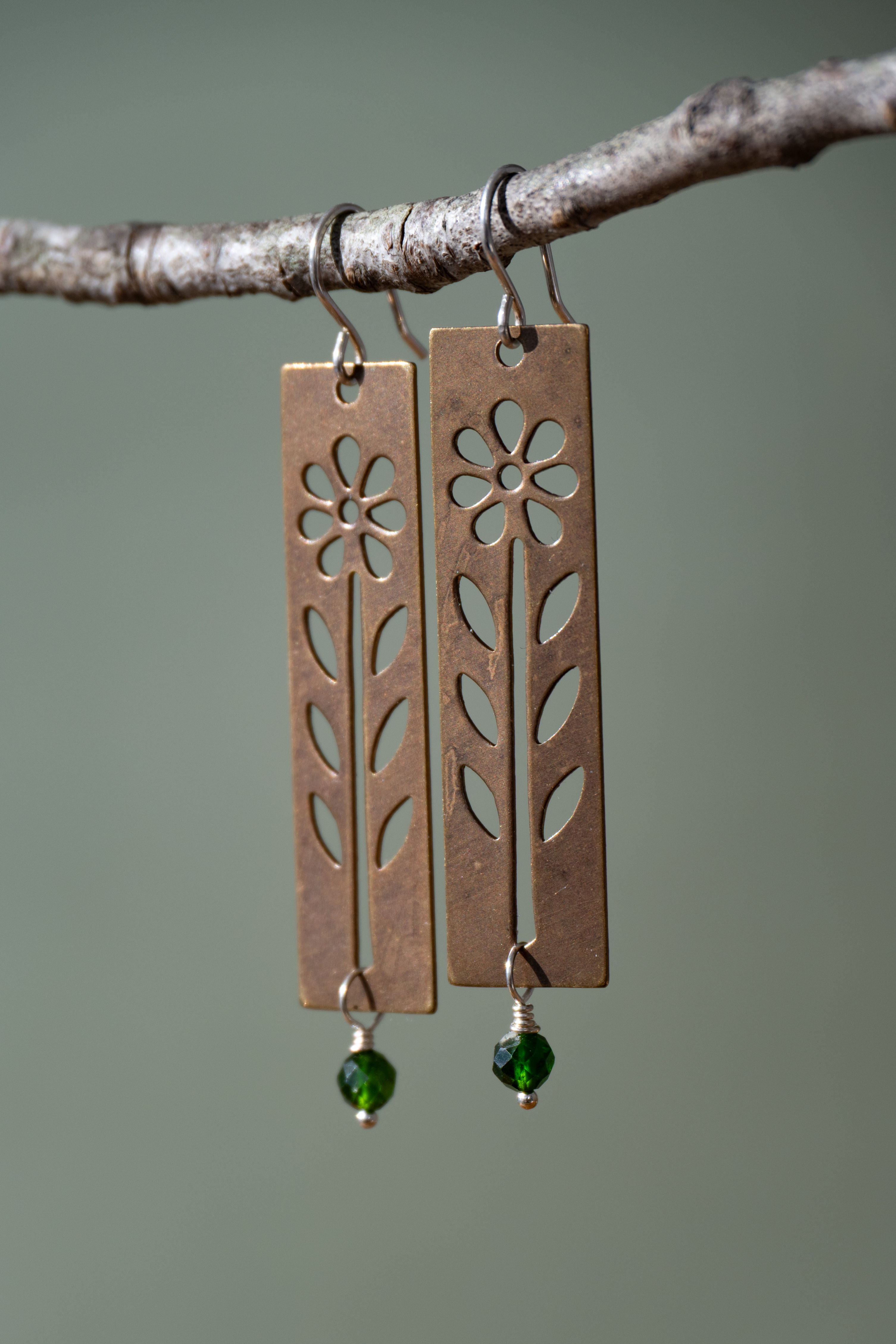 Diopside & Daisy Earrings