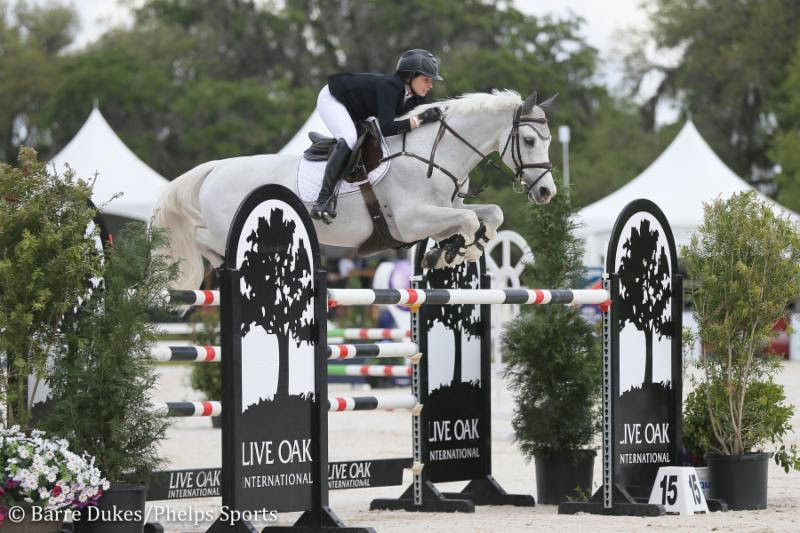 CLEMENTINE GOUTAL ON HER WAY TO WINNING THE M. MICHAEL MELLER STYLE OF RIDING AWARD.