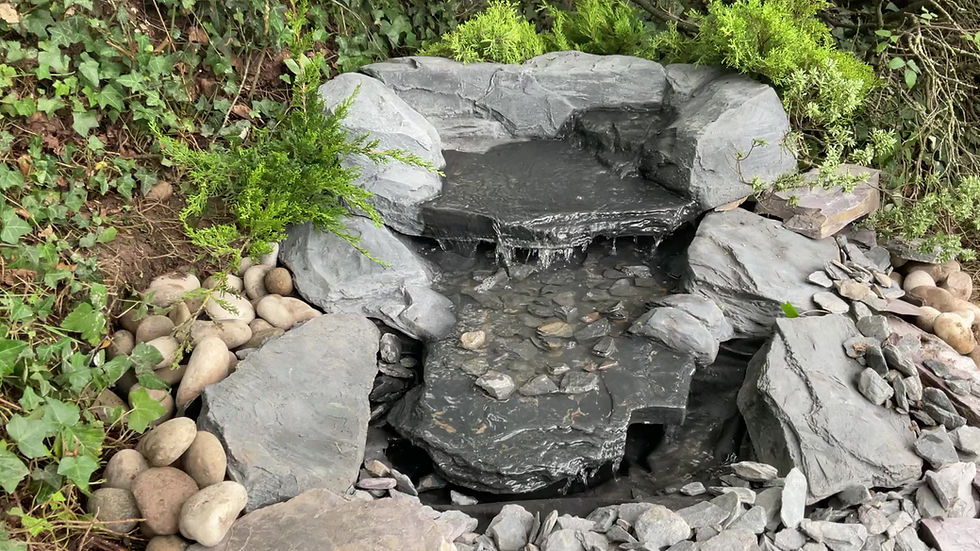 Thumbnail: Concrete Niagara Falls Overhang Garden Waterfall RS22