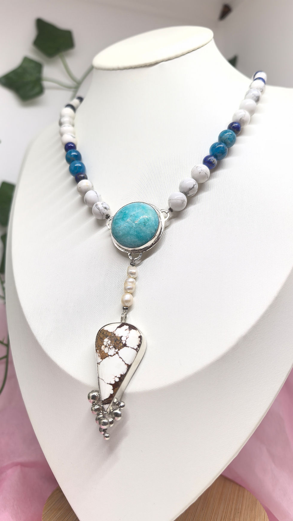 Collier en argent, Neige