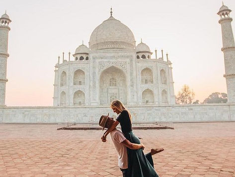 Same Day Taj Mahal Tour by Car – Discover the Wonder of Love in Just One Day