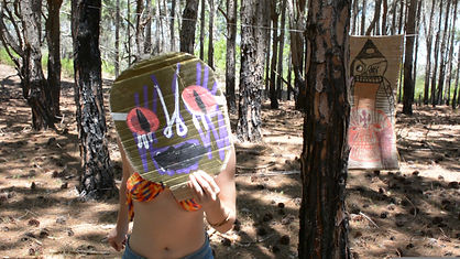 Photo 8 biquini_synced.00_15_57_17.Still004