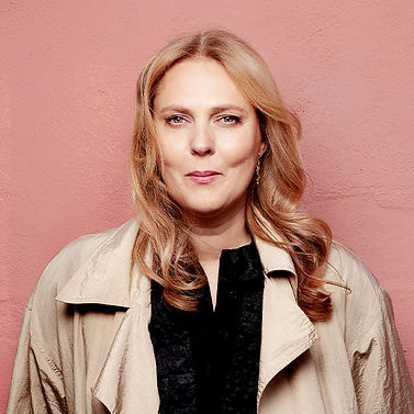 margreth_olin_fotograf_agnete_brun_liten_tilnett.jpeg