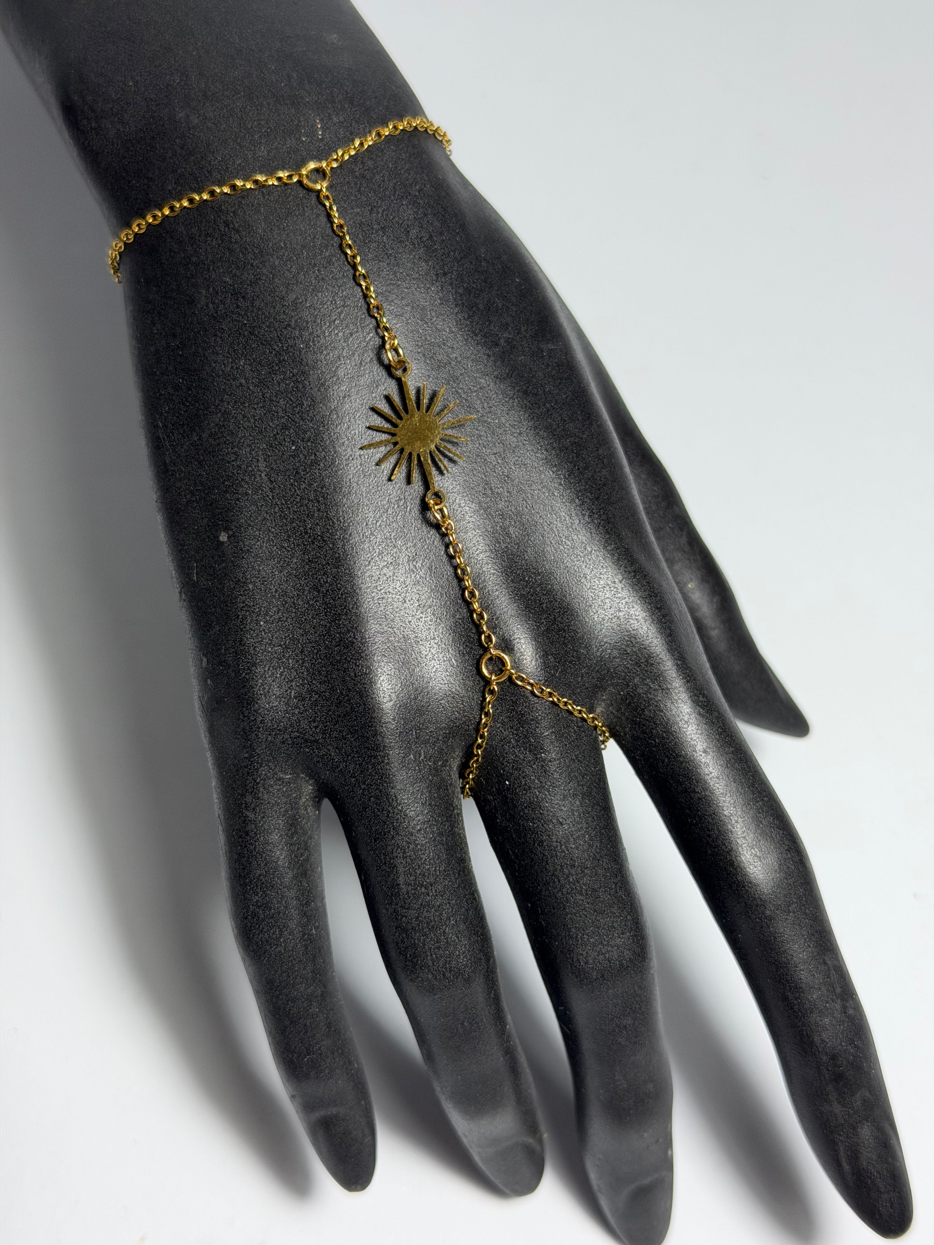 Chaine de main Éclat irisé 