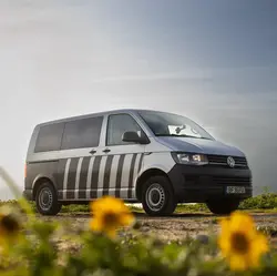 Square-van15-1-scaled
