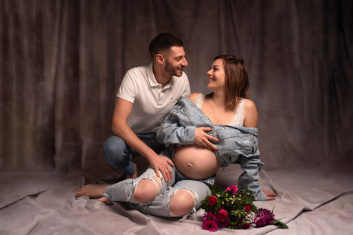 shooting emotion, seance photo grossesse en couple, lm photographie aix les bains