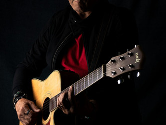Morador de Sulacap lança nova música e fará apresentação acústica na praça Dom Hélder
