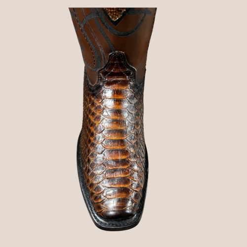 Miniatura: Bota Cuadra
