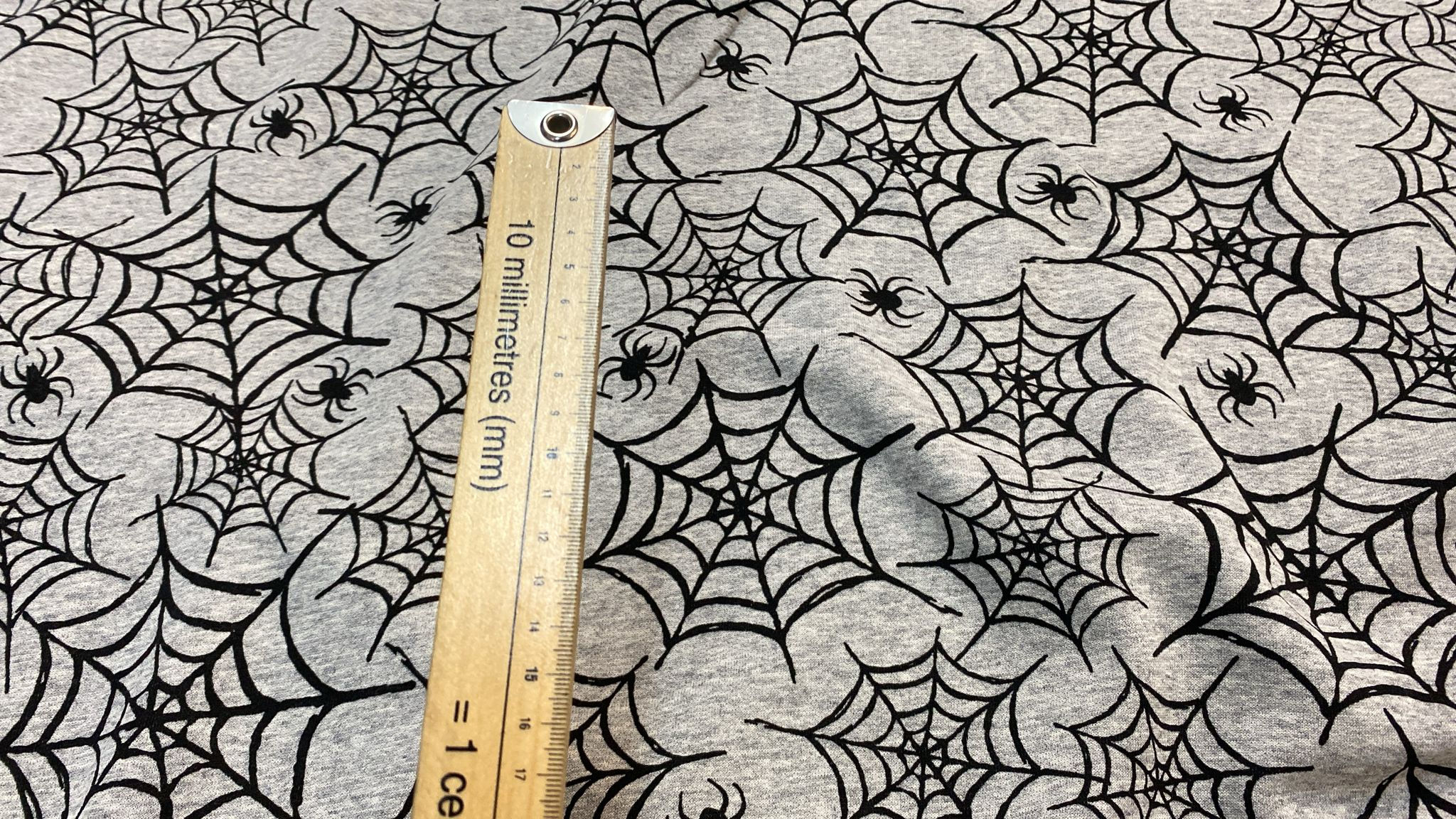 3m for £6 Spiders and Webs (WH820)