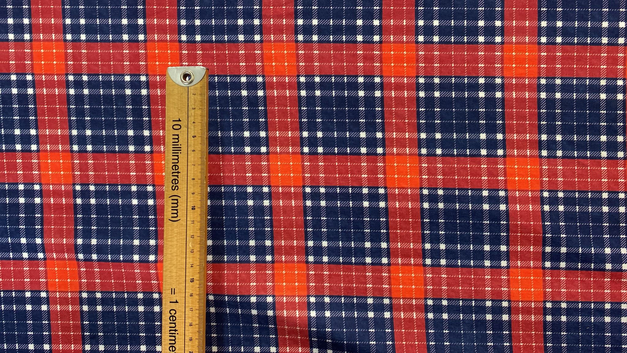 3m for £9 Spun Polyester Elastane (WH233)