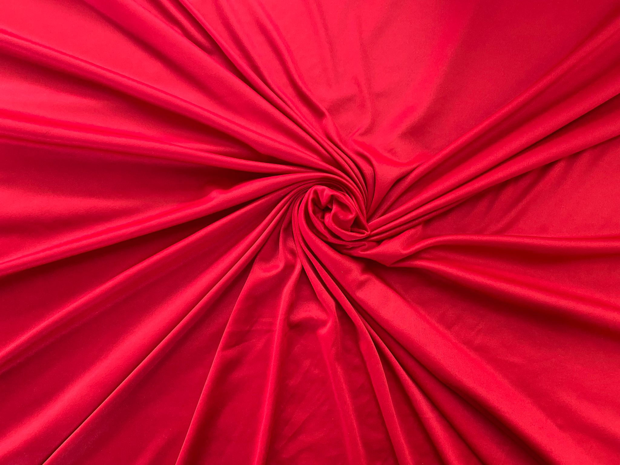 3m for £4 Red Polyester Lining (WH459)