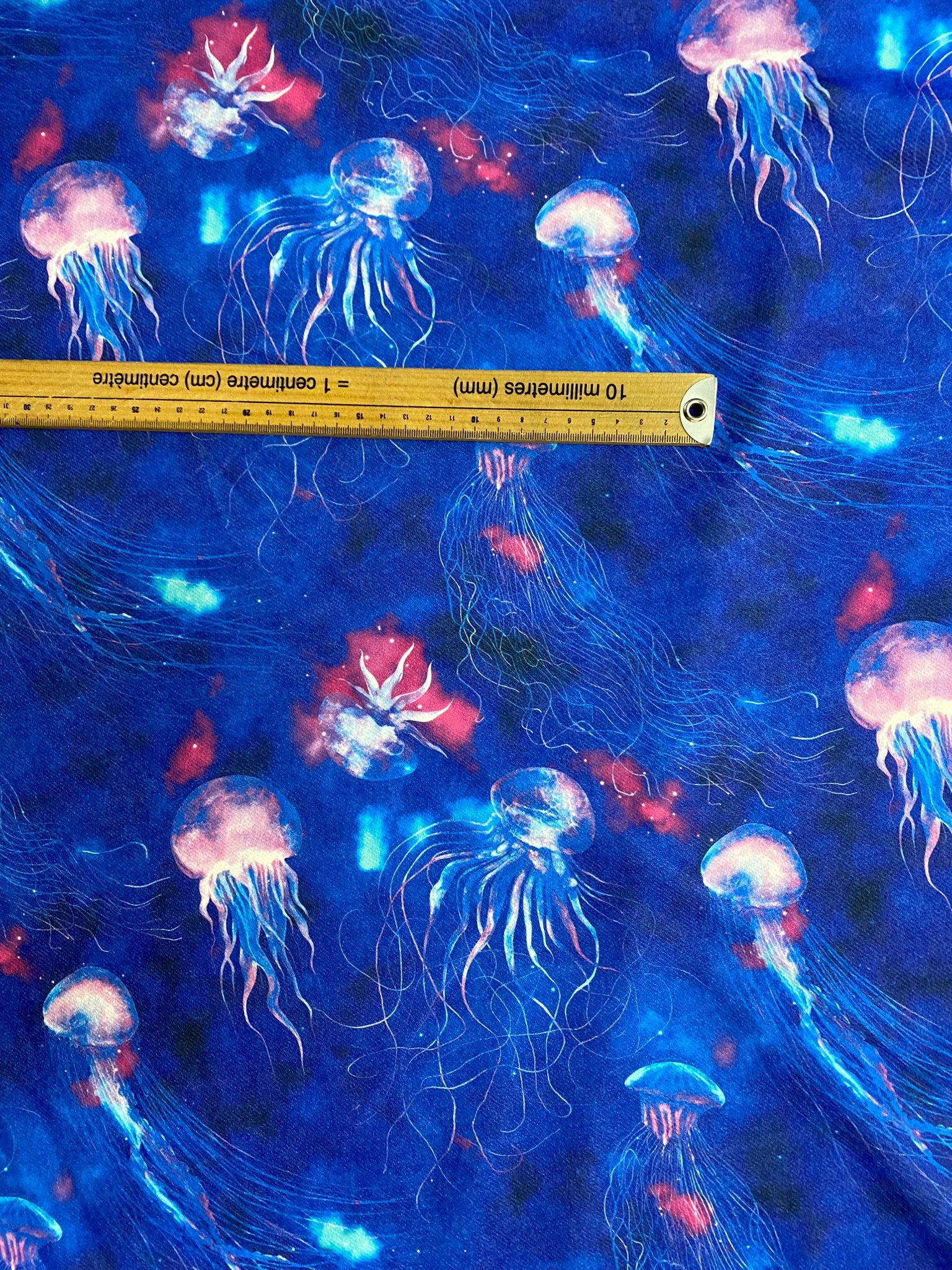 3m for £9 Jellyfish Blue Scuba Twill (WH83)