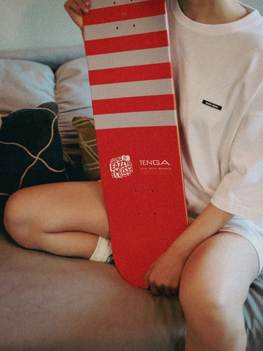EAZY M!SS x TENGA Skateboard 8.0 | GRAVITY FUKUOKA