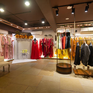 Misakee Boutique Store 