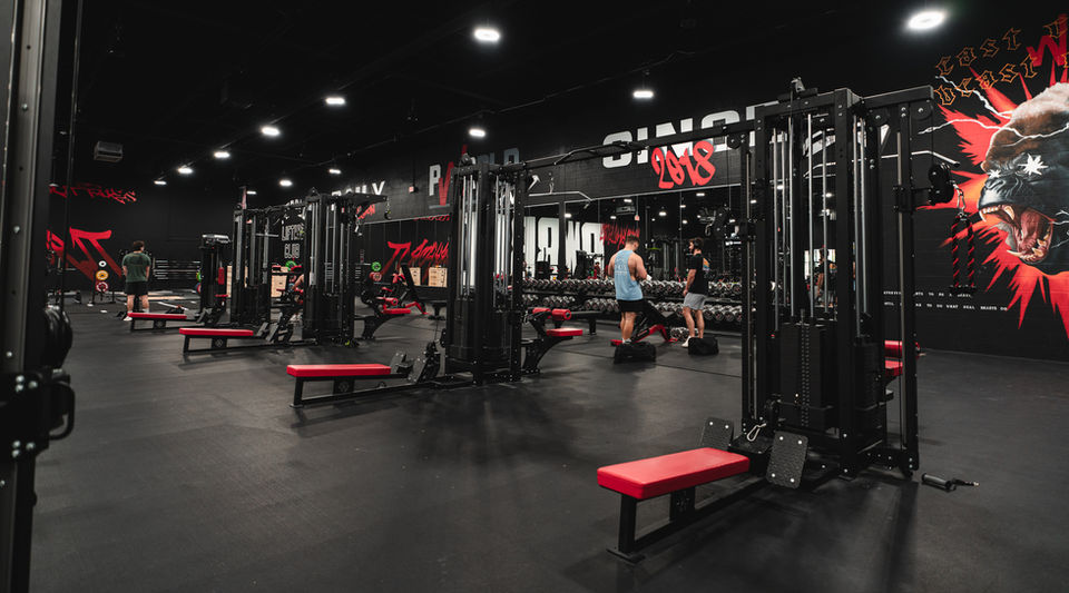 World class strength training equipment at the best strength training gym near me
