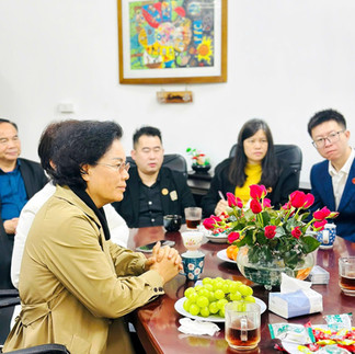 Ban lãnh đạo ICLC đóng tiếp đoàn công tác của học viện ngoại ngữ quảng tây