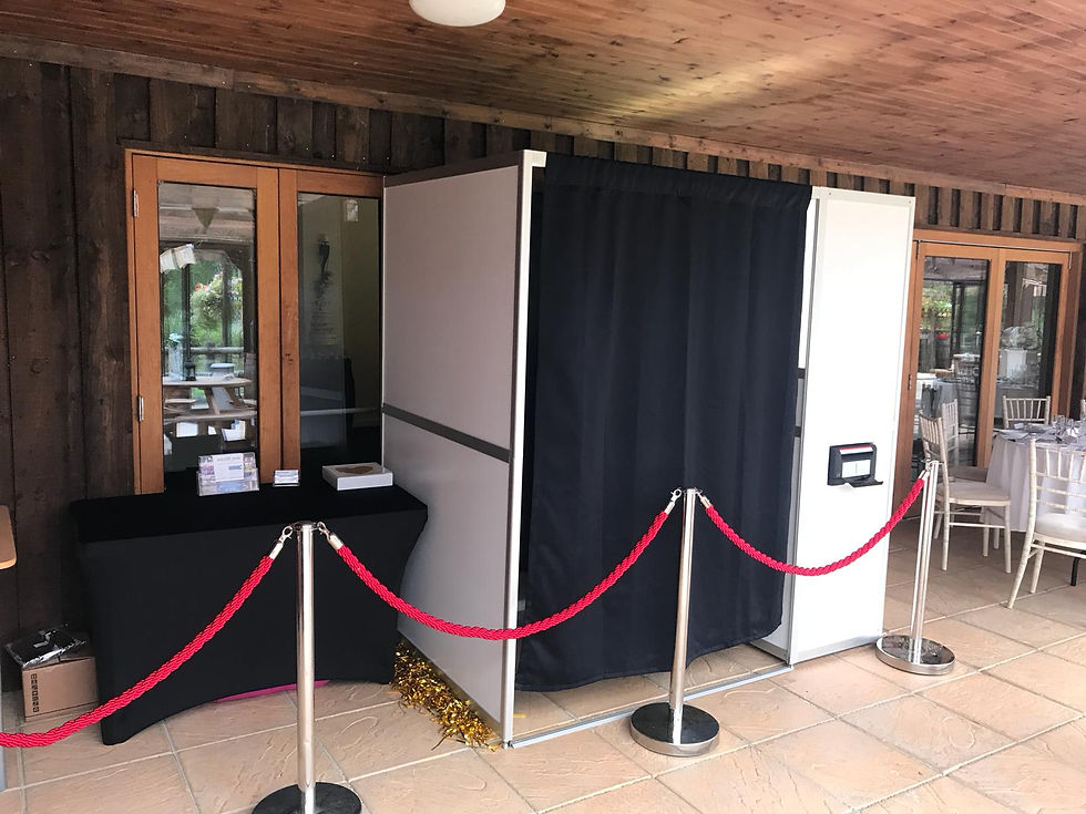 Classic Enclosed Photo Booth