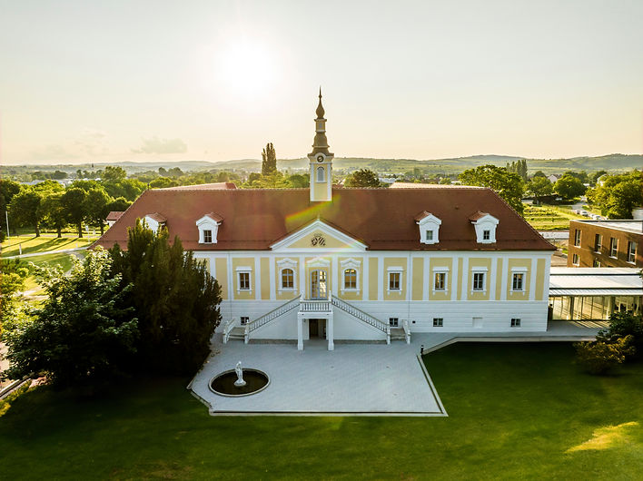 Haindorf Bühne1(c)PointofView.jpg