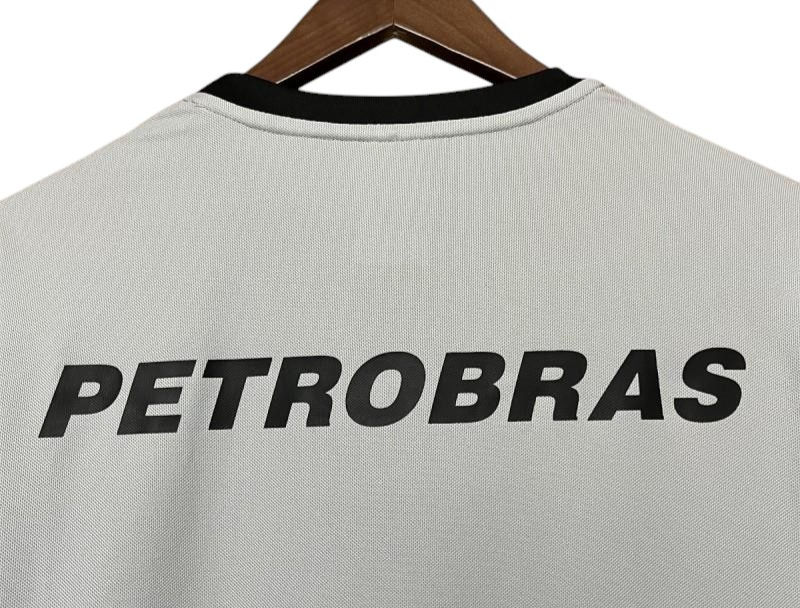 Thumbnail: Retro Flamengo GK Shirt 2002/2003