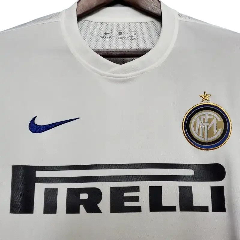 Thumbnail: Retro Inter Milan Away Shirt 2010/2011