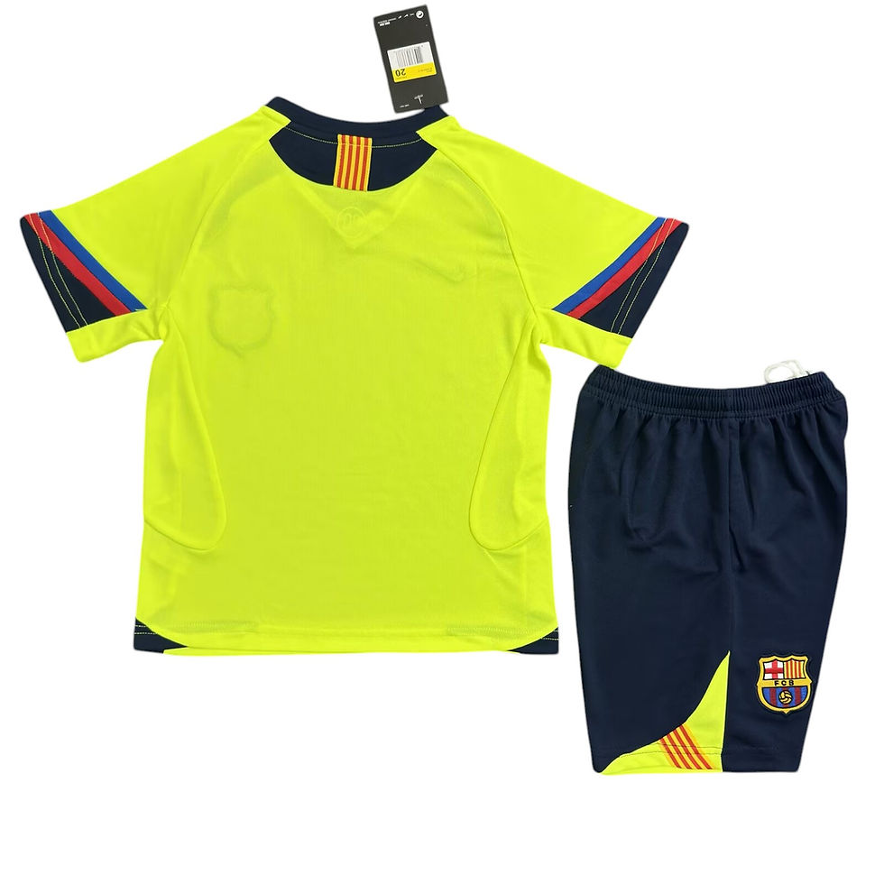 Thumbnail: Retro Barcelona Away Kids Kit 2005/2006
