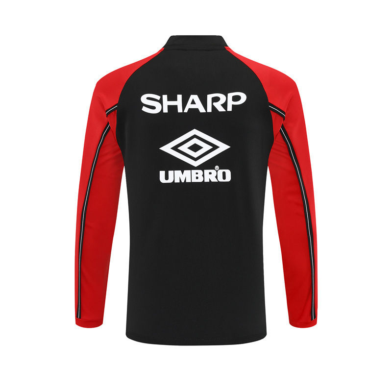 Thumbnail: Retro Manchester United Training Top 1998/1999