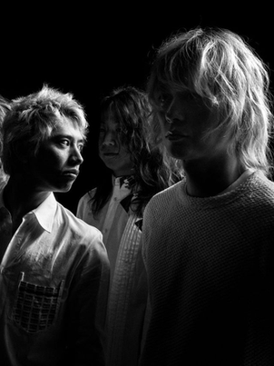 International rock powerhouse ONE OK ROCK are bringing one of their most electrifying performances to theaters around the world with the announcement of ONE OK ROCK: DETOX In Cinemas, a cinematic concert experience capturing the band’s career-defining hometown performance at Japan’s legendary Nissan Stadium.