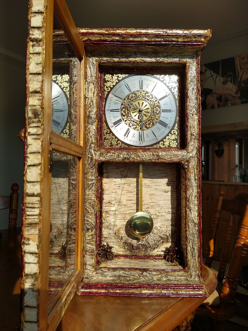 Thumbnail: Wasp nest Clock