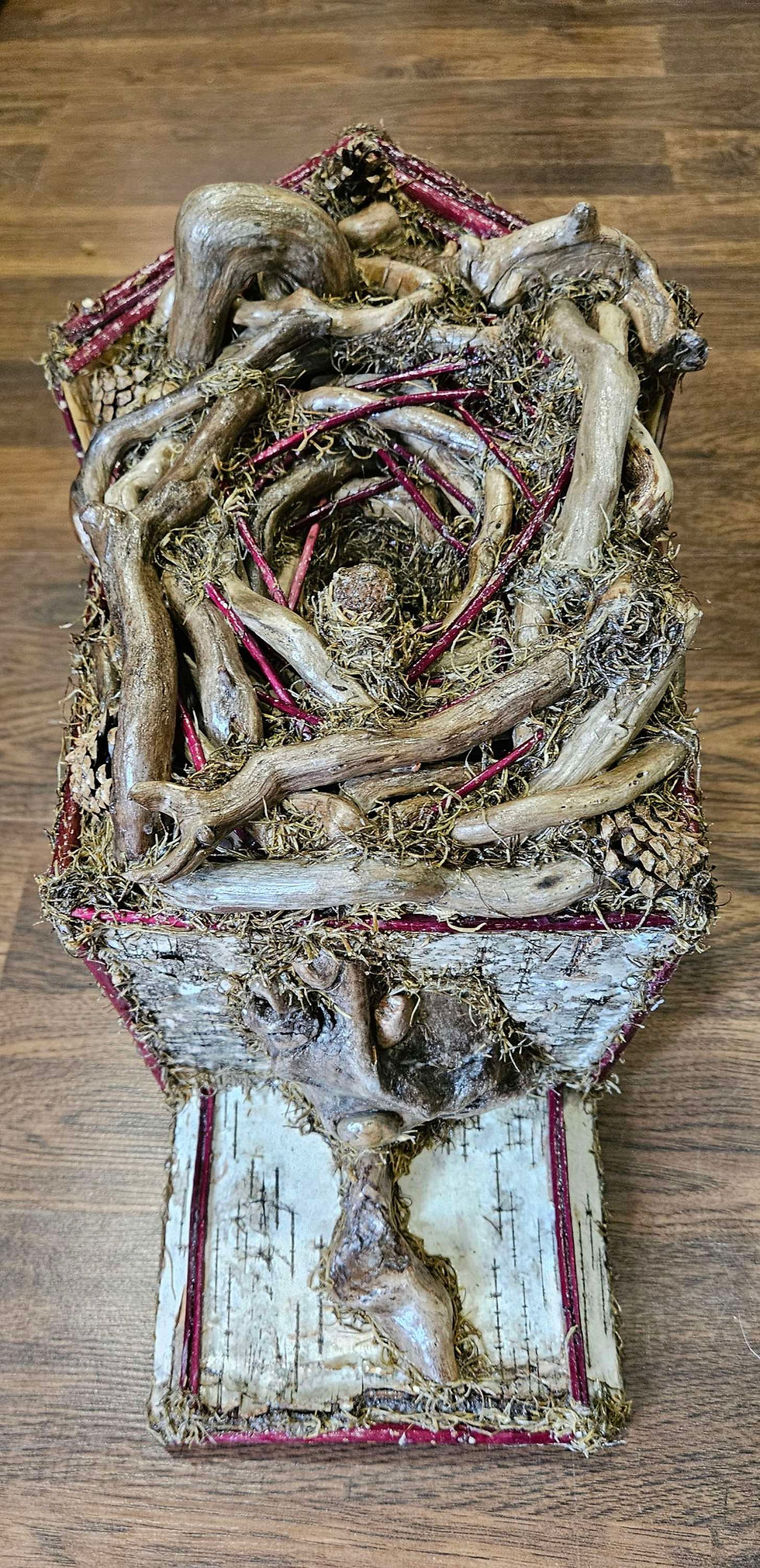 Thumbnail: The Nest birdhouse 