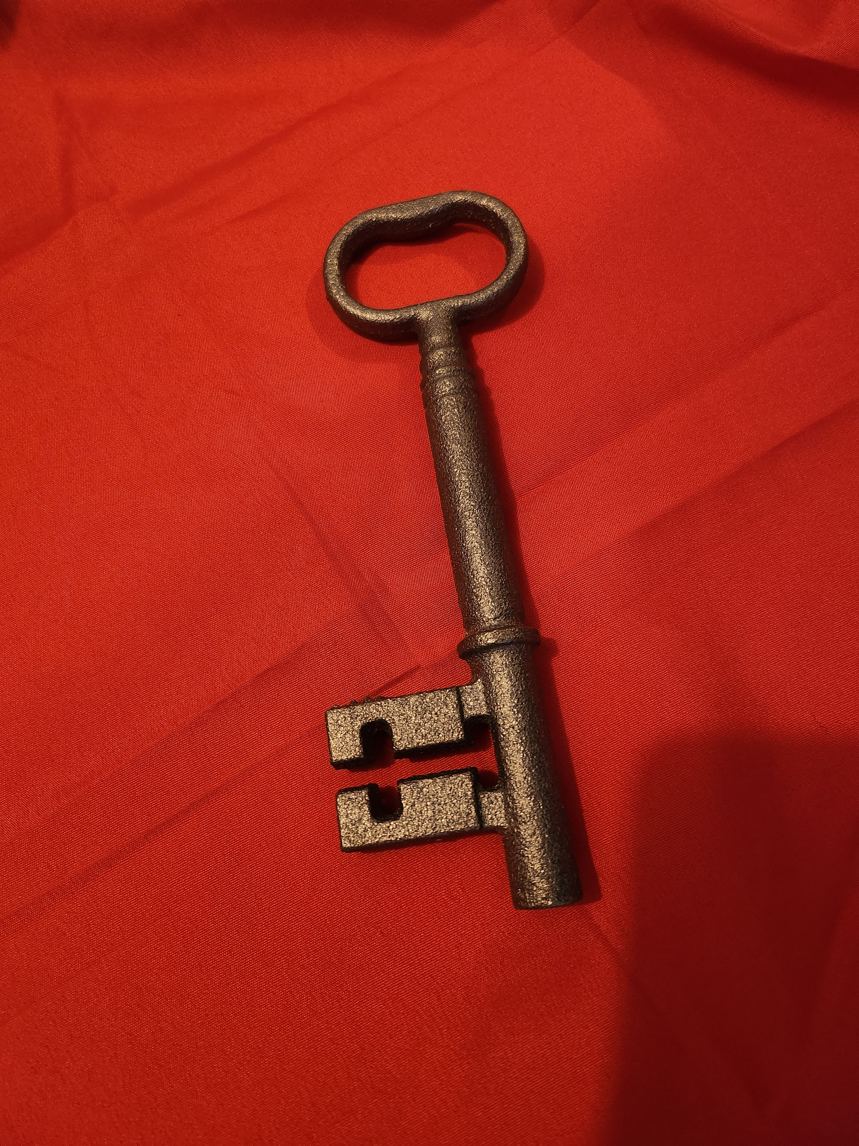 Ogun Hembra Key (Llave de Ogun Hembra) - Female Key of Ogun