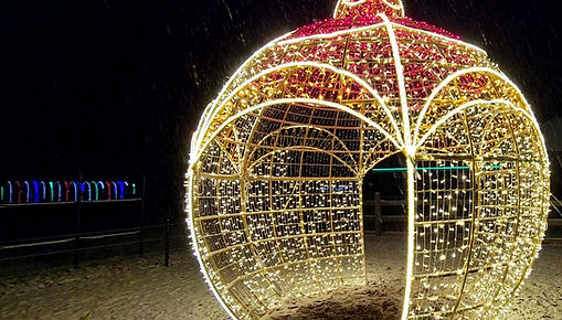 xmasornament.jpg