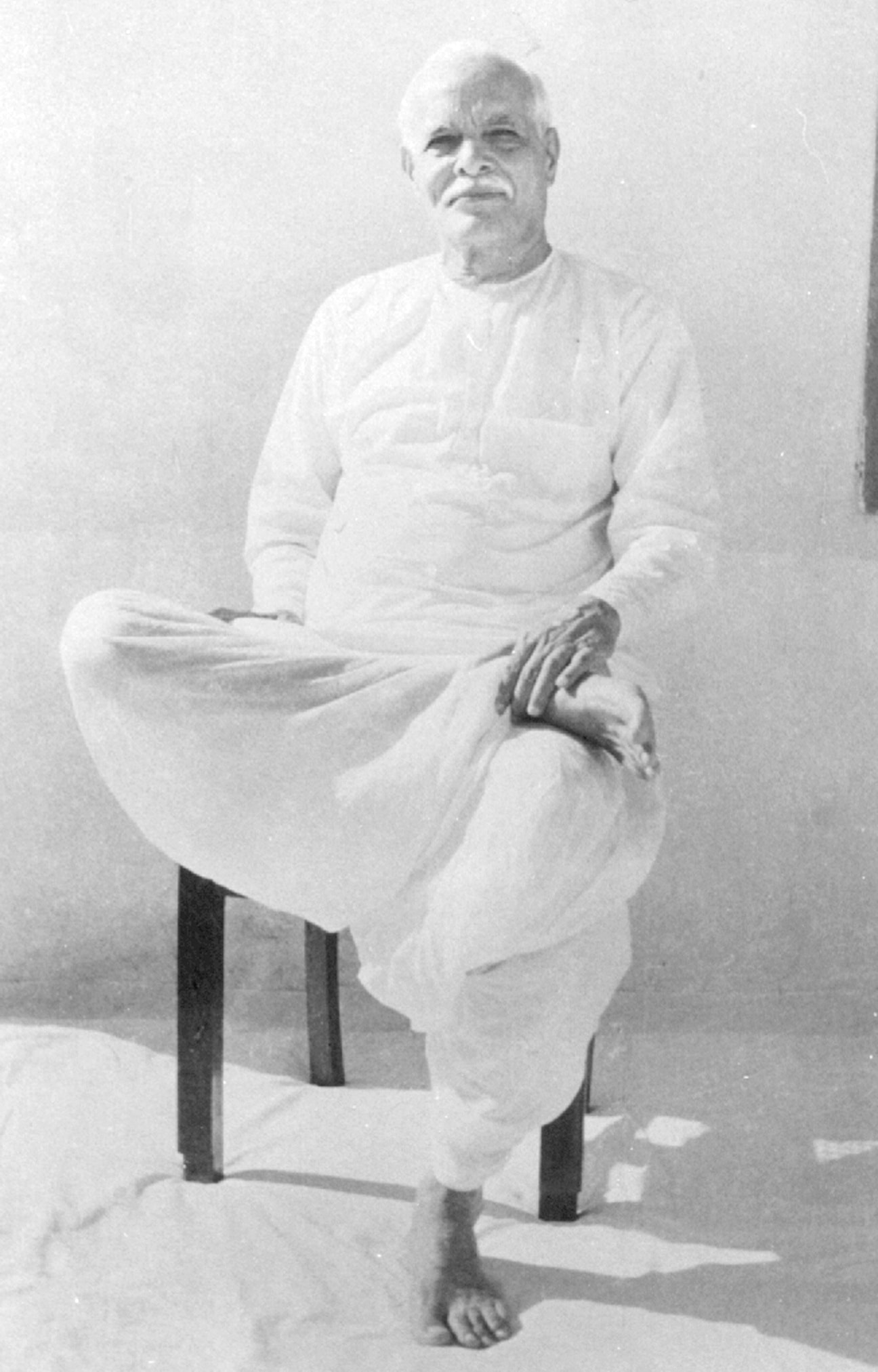 BapDada Dristi - Brahma Kumaris
