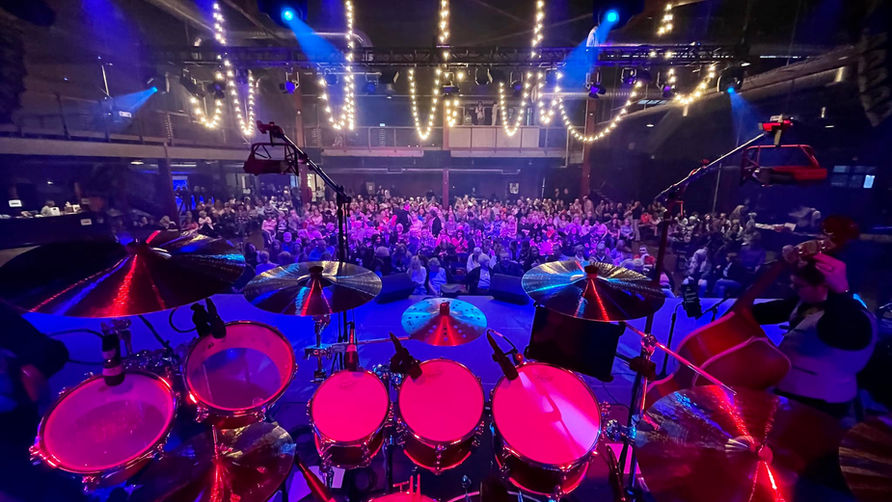 Nashville Crowd 2.jpeg