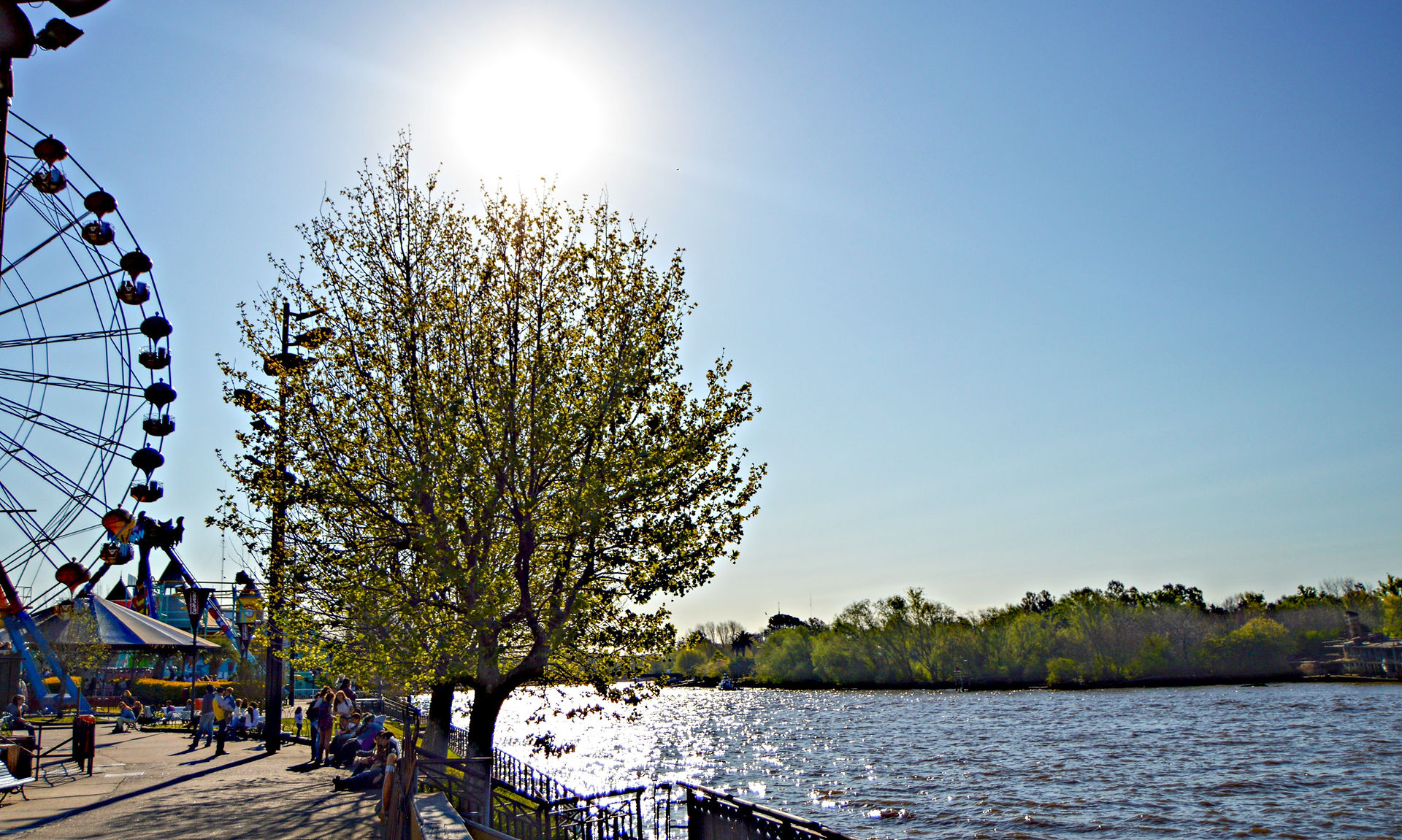 Rio Luján no Parque de la Costa