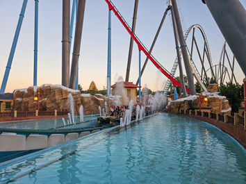 Montanha-russa Shambhala no PortAventura