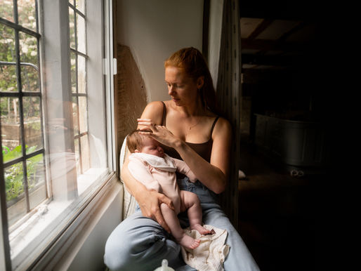 Intimate Motherhood Session: Amy & Olivia