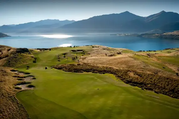 Latitude 45 Wine Tours New Zealand
