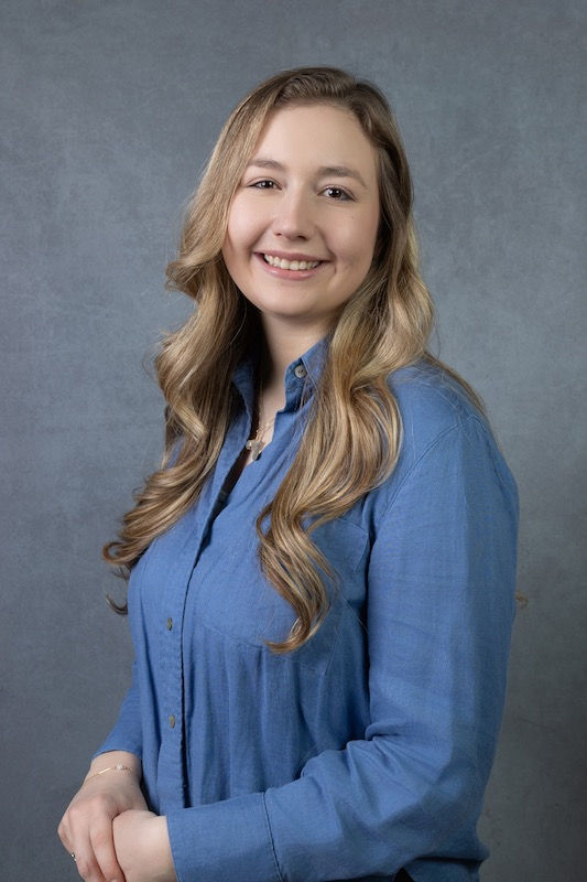 Laurel Schreier LMSW, LICSW Headshot - Legacy Mental Health Center Provider