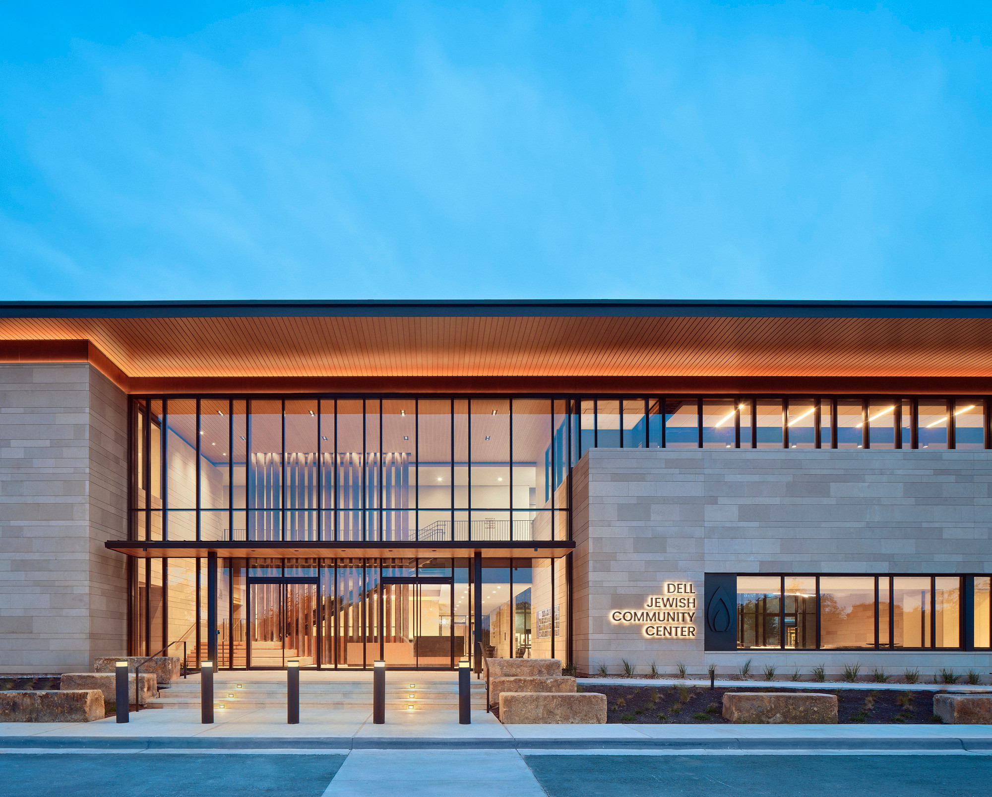 Dell Jewish Community Center