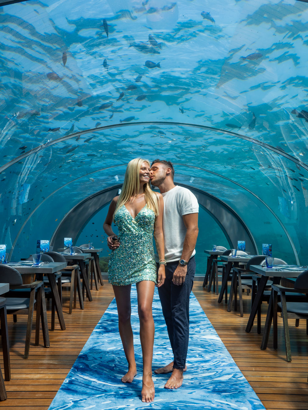 "5.8 Undersea Restaurant en Hurawalhi: Una Aventura Romántica Inolvidable"
