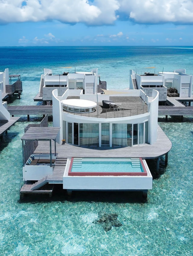 Explore the unparalleled luxury of Jumeirah Olhahali Island in the Maldives
