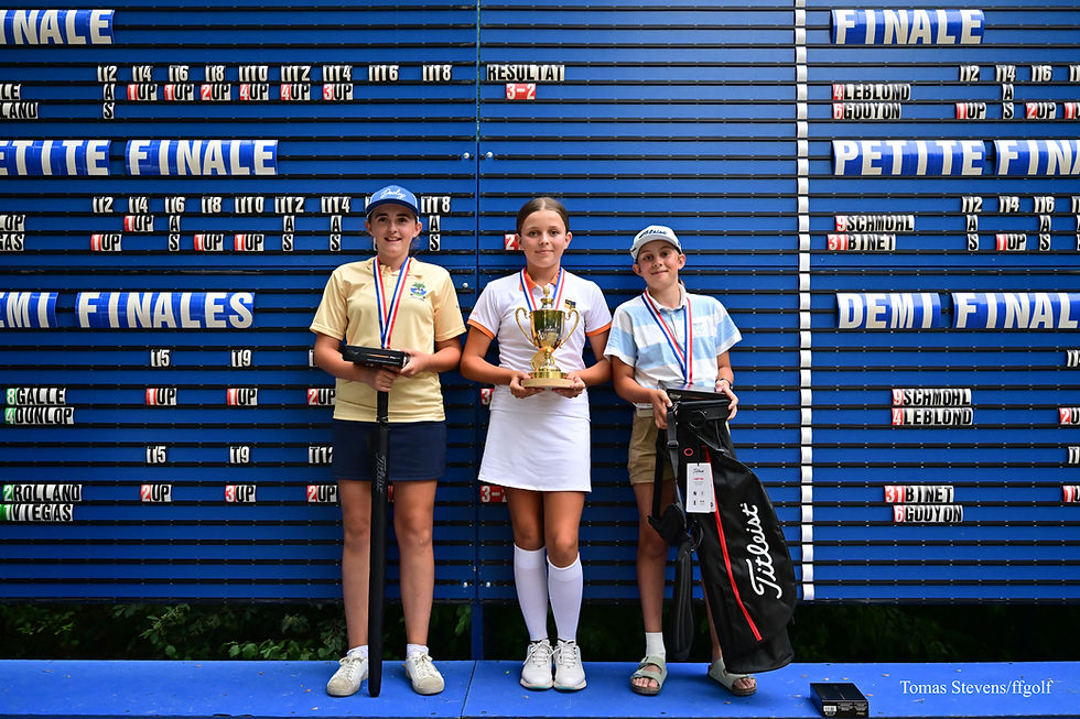 Diane DAVID (à gauche) sur le podium des CFJ 2026 U12.