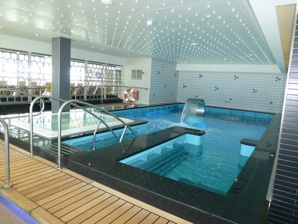 The Mandara Spa pool aboard Norwegian Breakaway.