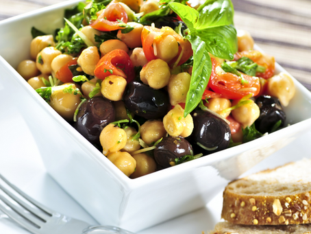 How to Make a Refreshing Ayurveda Chickpea Lemon Vinaigrette Salad