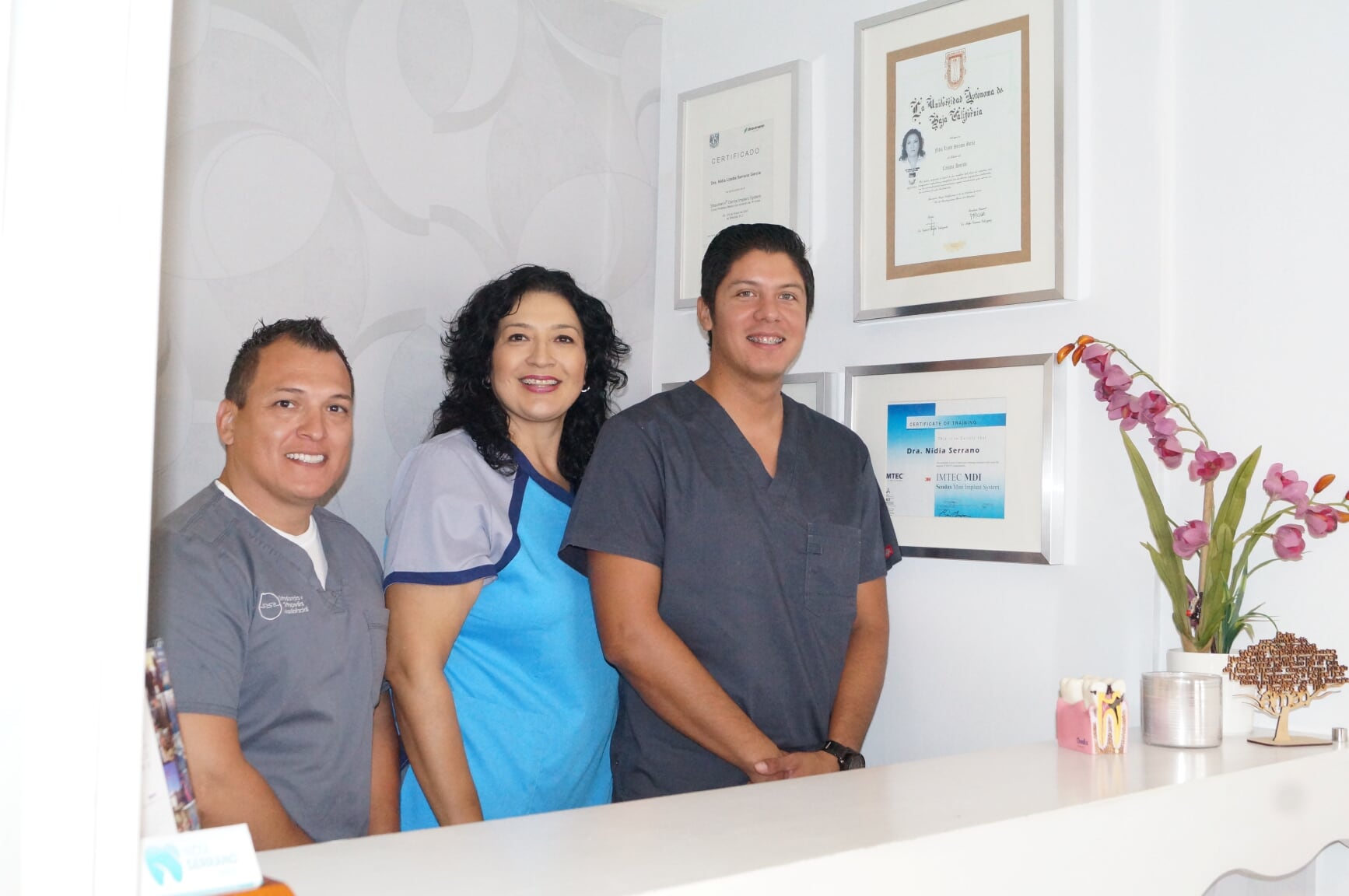 Dentista Los Algodones  - Why Visit A Los Algodones Mexico Dentist When You Can Pay Comparable Prices For Urgent Dental Care Here In The United States?