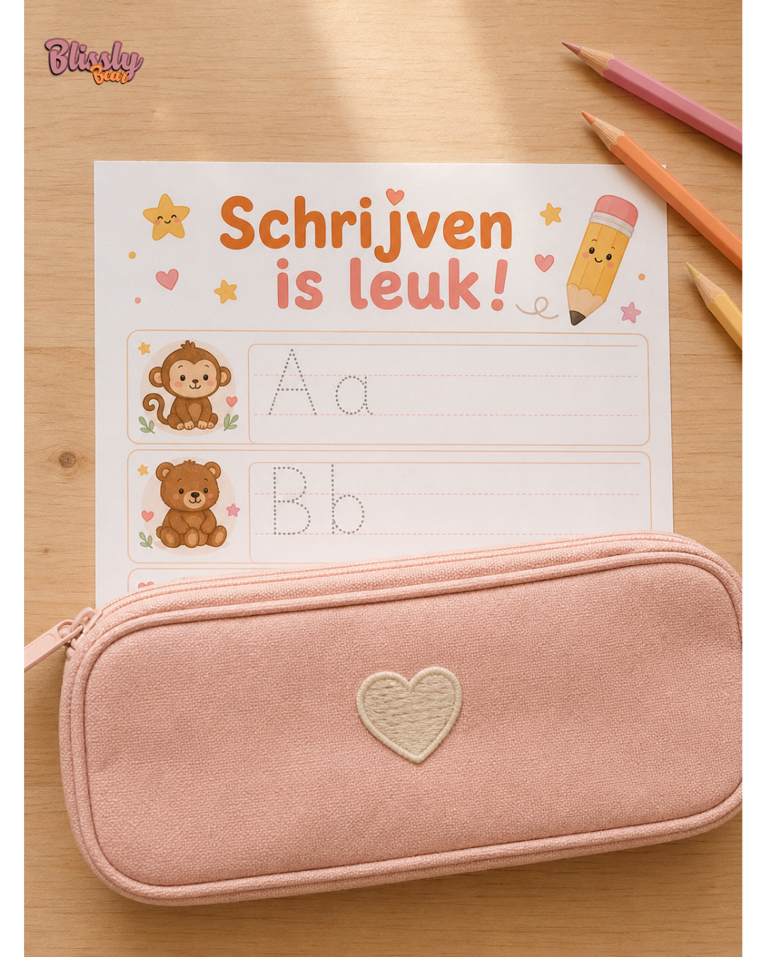 Blissly Bear schrijfwerkblad Schrijven is leuk met stippelletters en kawaii dieren voor kinderen