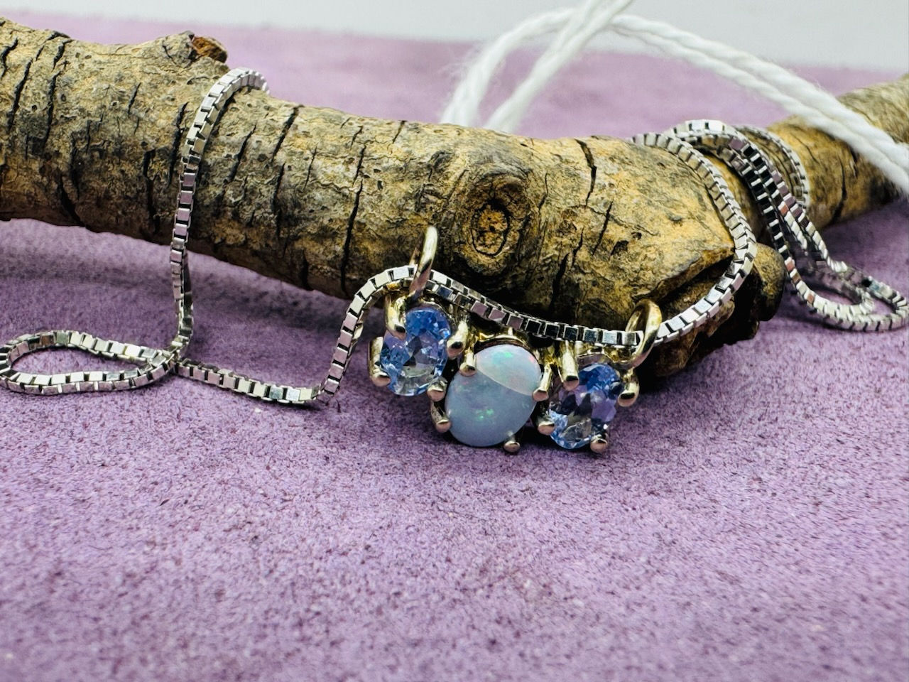 14 KWG Opal Doublet & Tanzanite 16" Necklace