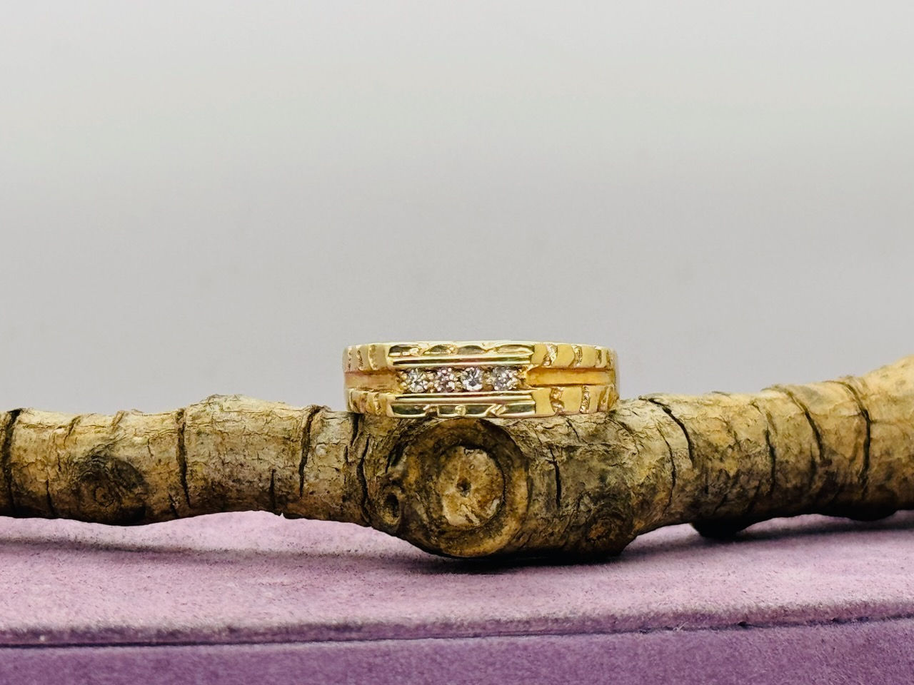 10KYG Diamond Nugget Ring