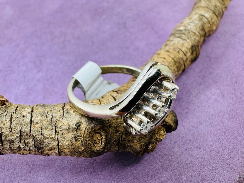 Thumbnail: 10 KYG Abstract Ring with Diamond Accents