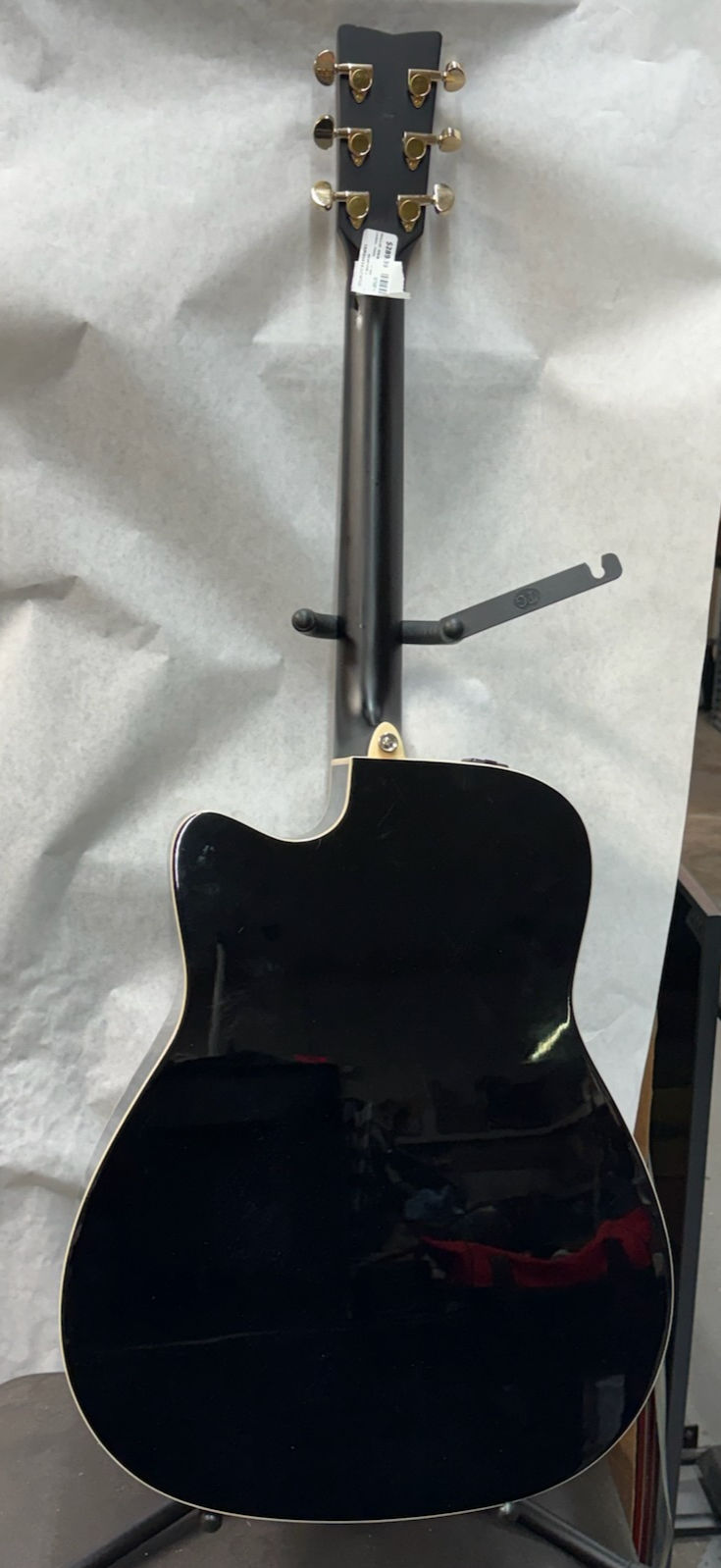 Thumbnail: Yamaha FX335C Acoustic Electric Guitar